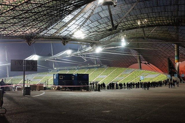 但屢屢在關 但屢屢在關