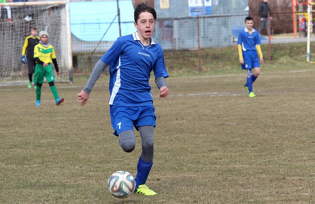 不断战胜强 不断战胜强