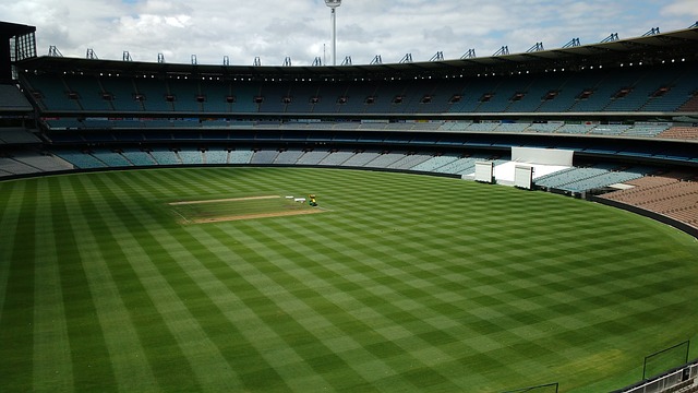 争如此胶着 争如此胶着
